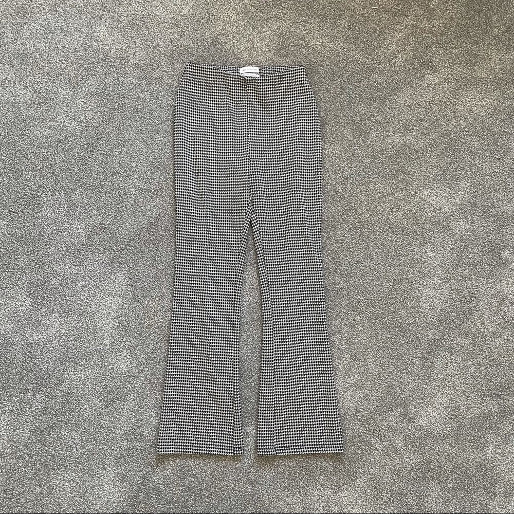 Urban Outfitters Pull On Flare Pant (Houndstooth)